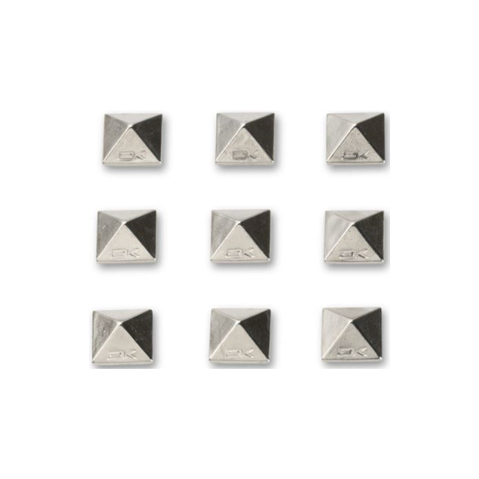 Dakine Pyramid Studs